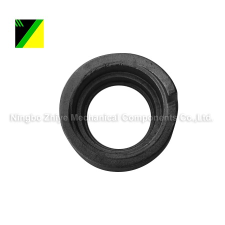 ما الذي يجعل الصمولة الصغيرة المصبوبة من الفولاذ الكربوني الخيار الأمثل للتطبيقات الصناعية؟